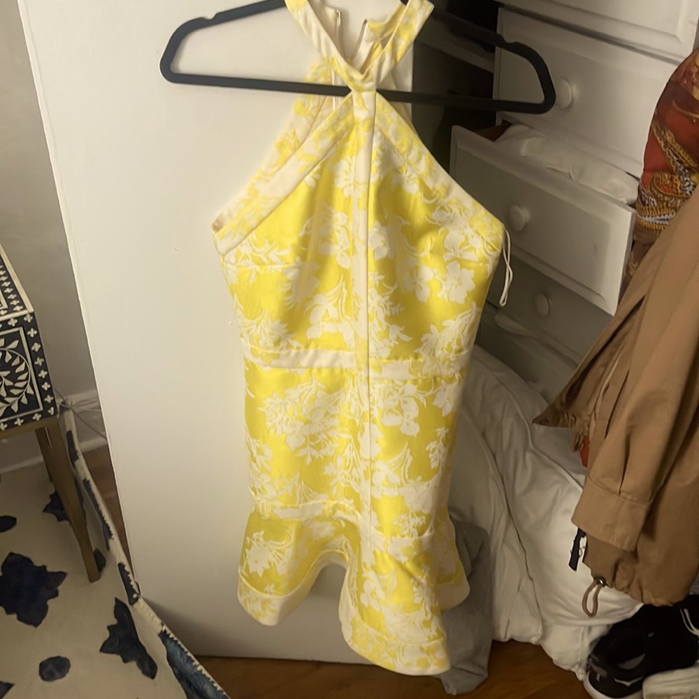 Alexis yellow halter dress never worn size M